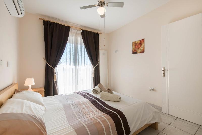 Royal Seacrest Apartment Paphos Exterior photo